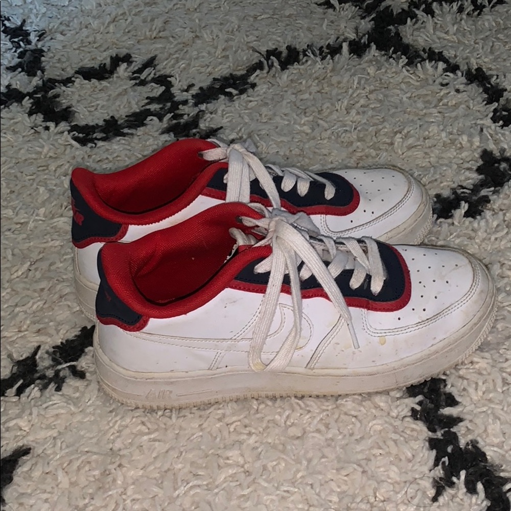 Shoes - Picture 3 of 3